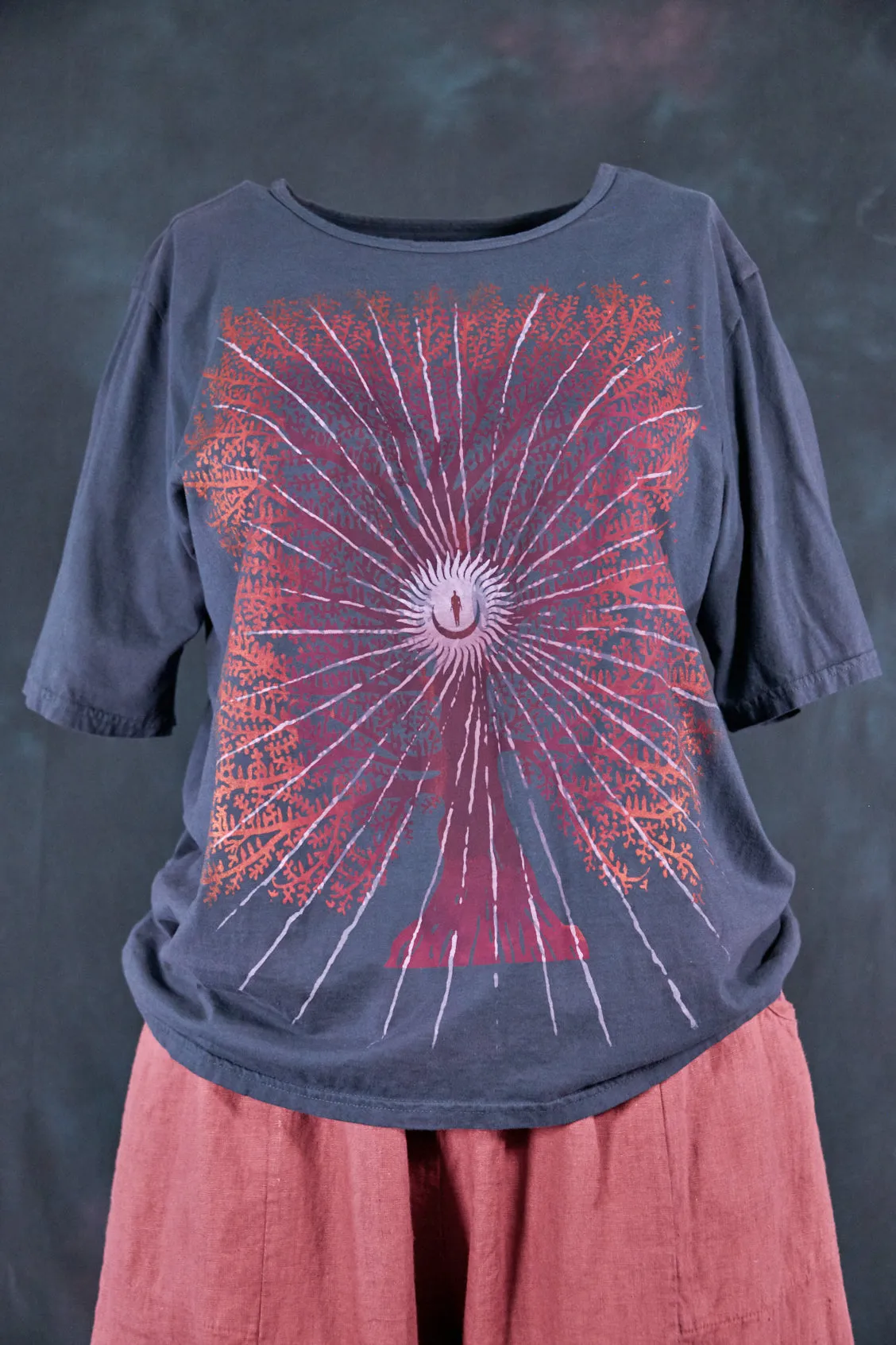 1171-Fiona Tee Charcoal Navy-Cosmic Tree
