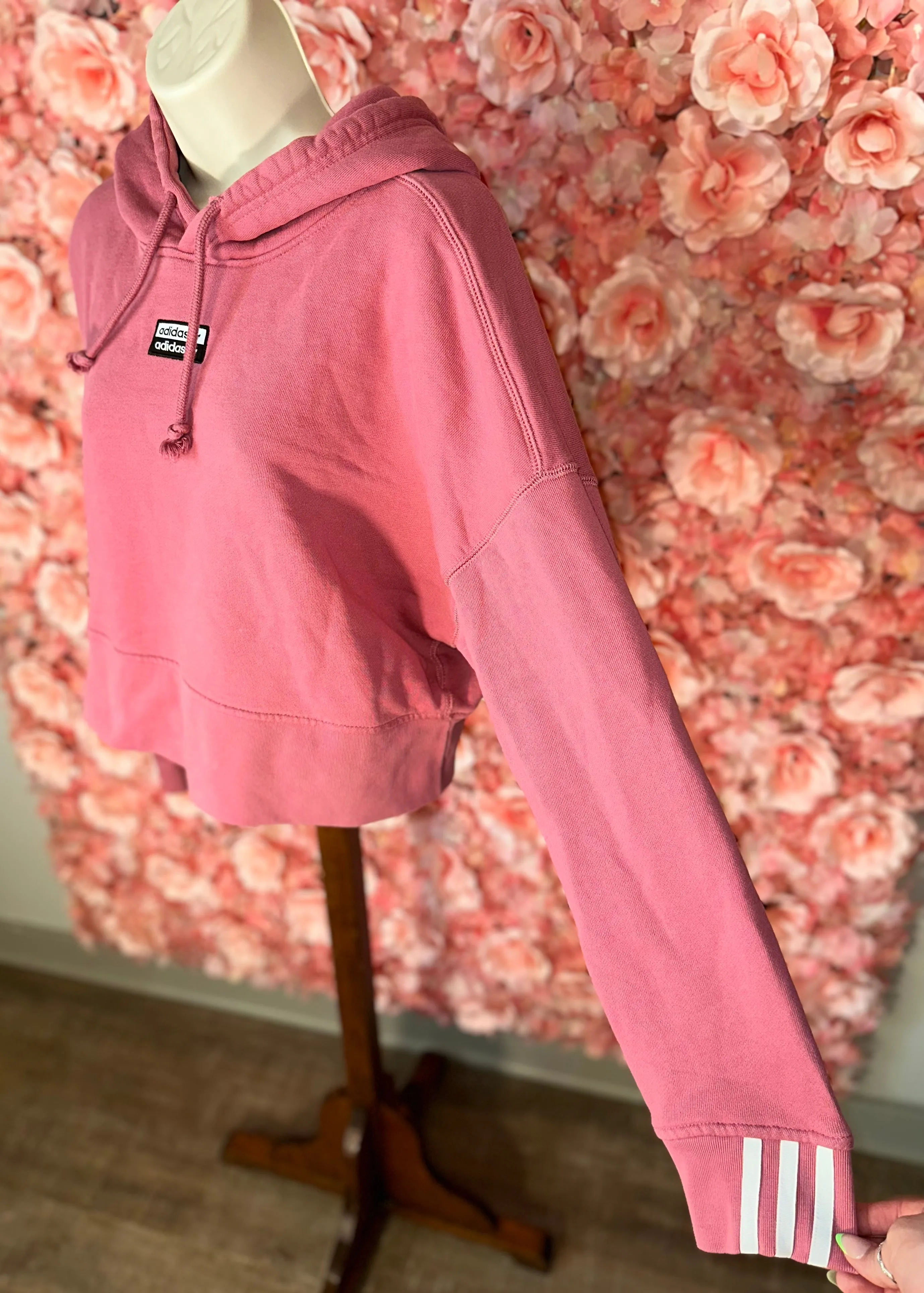 adidas (Large) Pink Cropped Hoodie