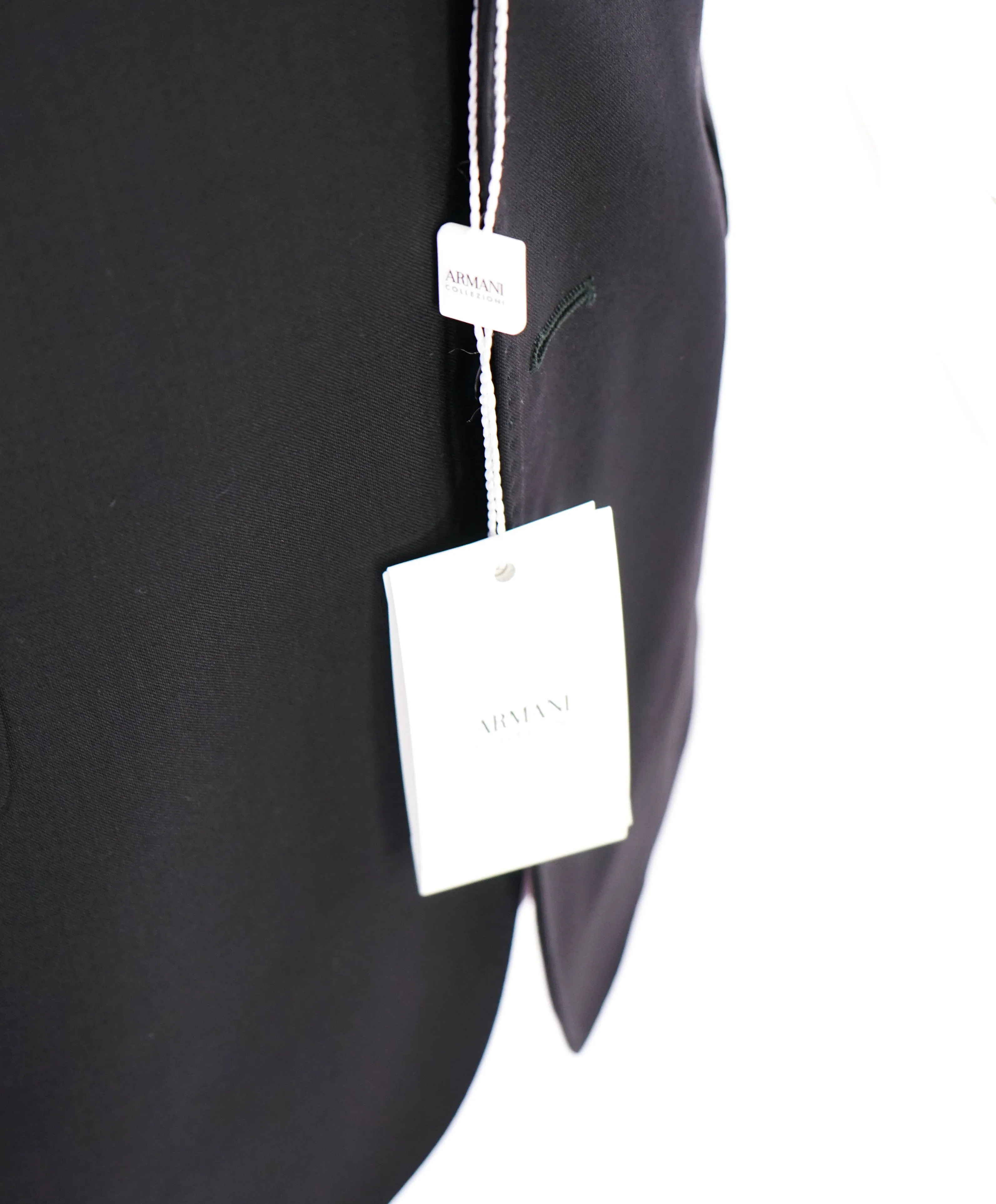 ARMANI COLLEZIONI -  "M Line" Slim Modern Black Notch Lapel Suit - 40R