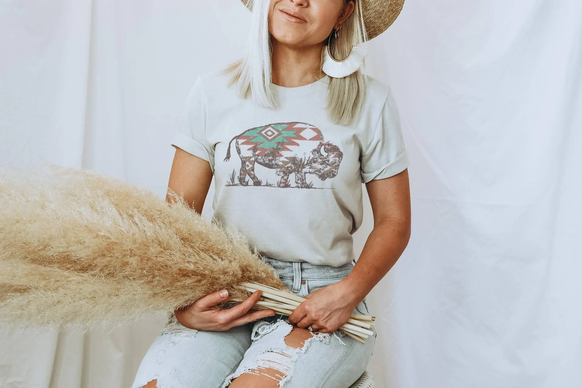 Aztec Buffalo l Nature Tee