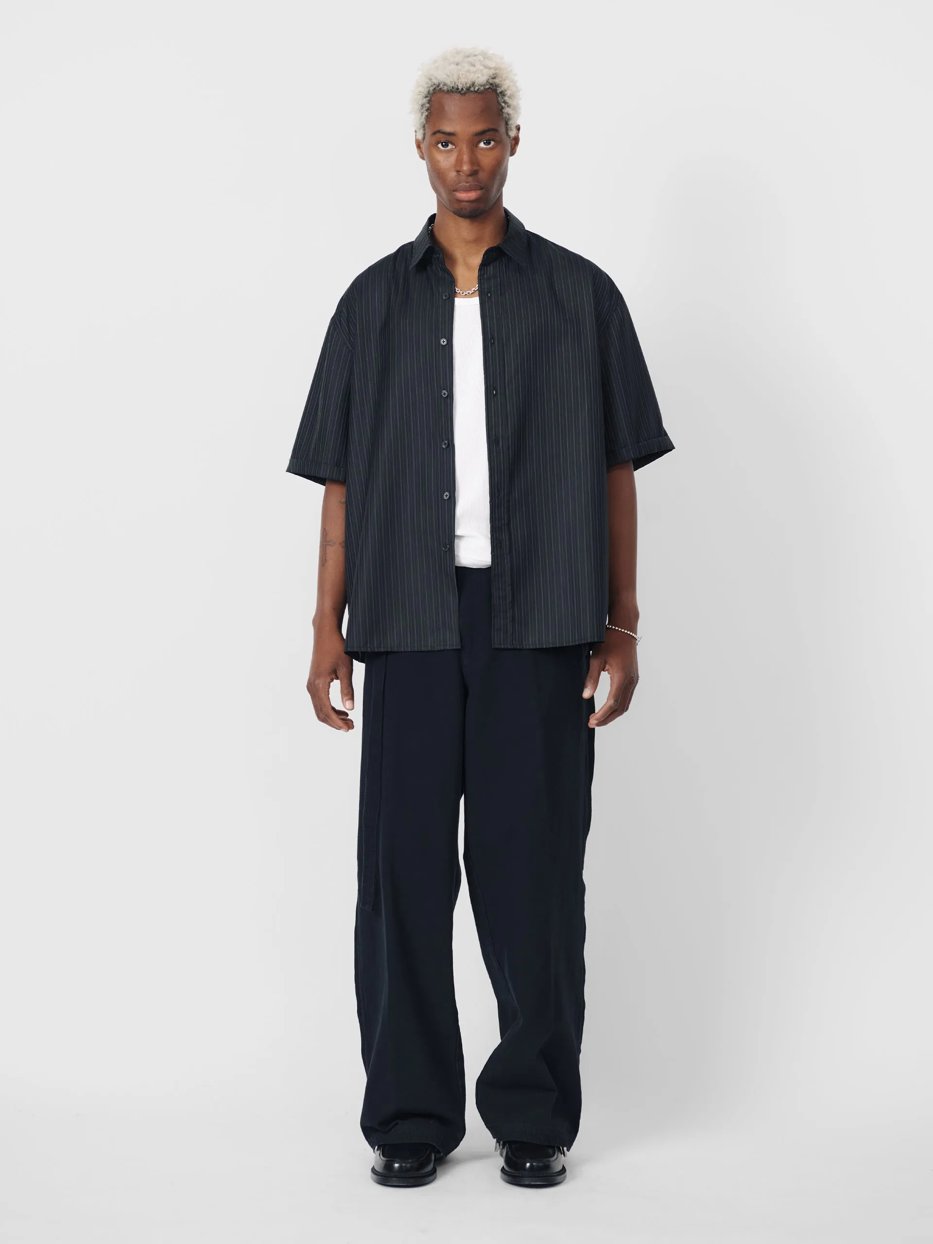 BEACH BRAINS Billy SS Shirt Dark Pinstripe