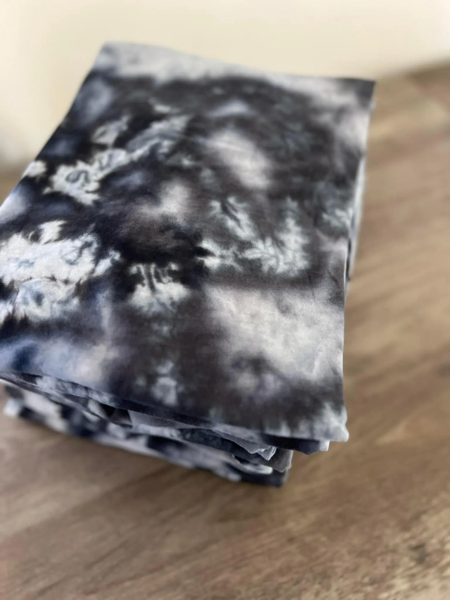 Black & Grey Ice Dye