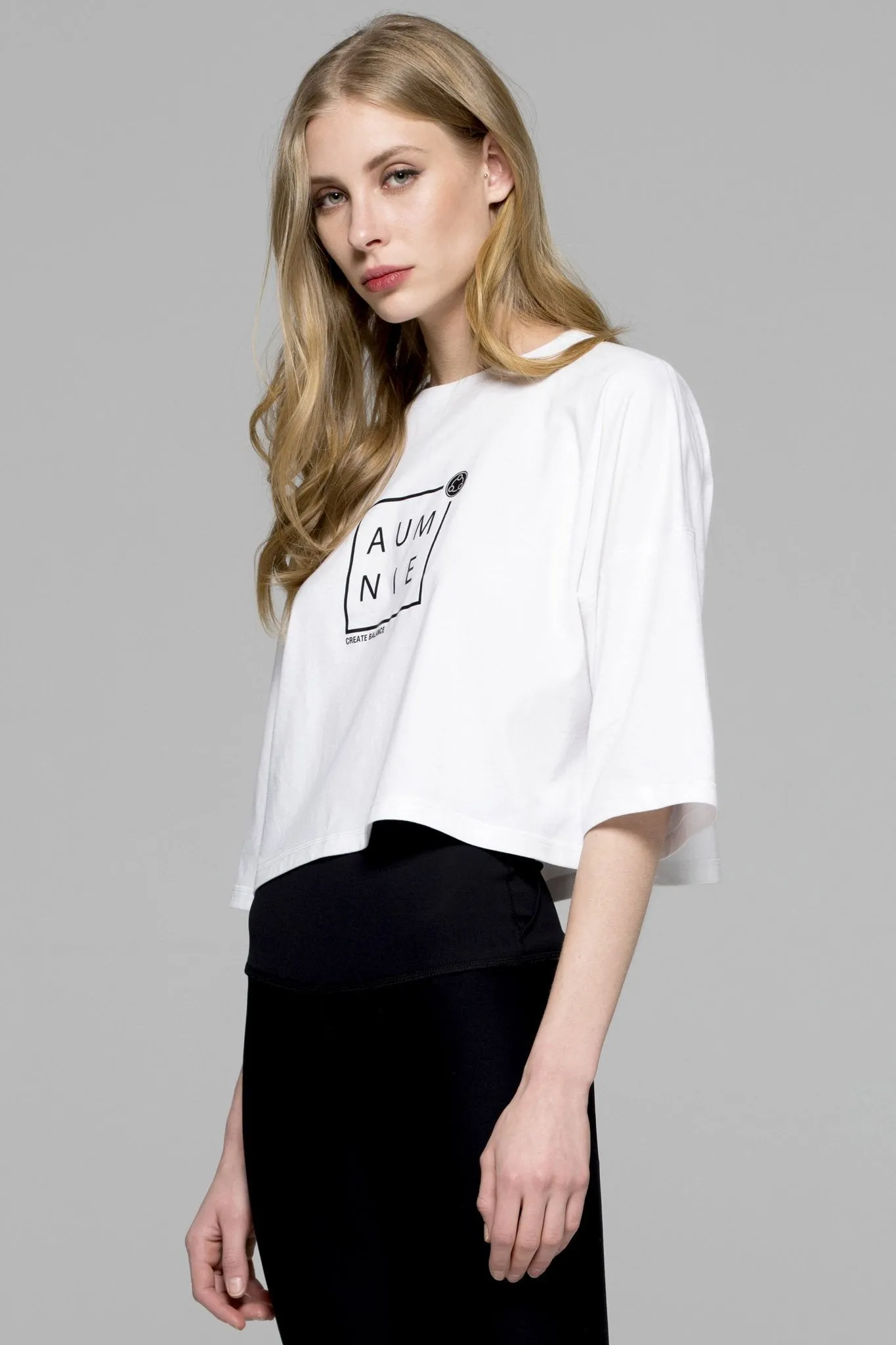 BOX LOGO OVERSIZED CROPPED TEE