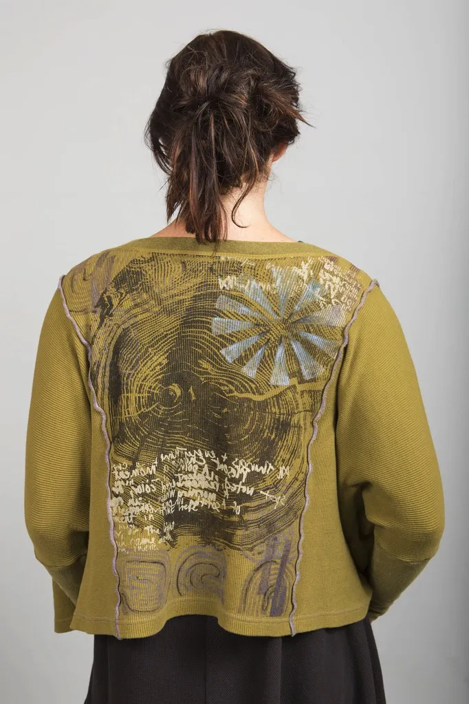 Boxy Pocket Cardi Antique Bronze Printed-Blue Fish Clothing