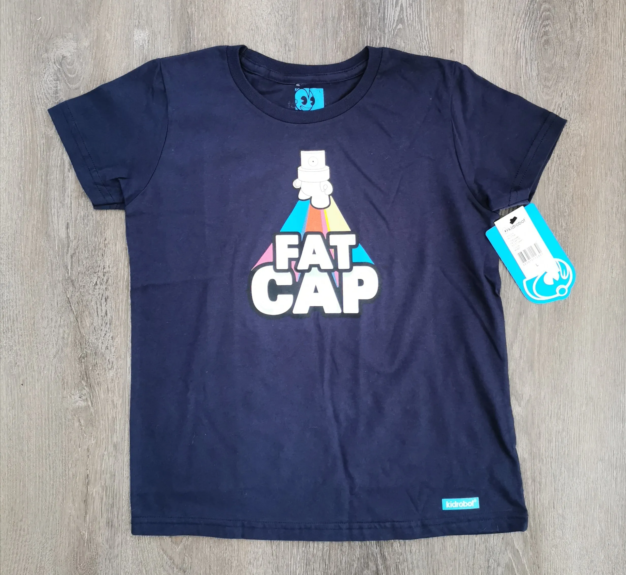BOY SIZE LARGE (12/14 YEARS) - KIDROBOT Graphic Fat Cap T-shirt NWT B49
