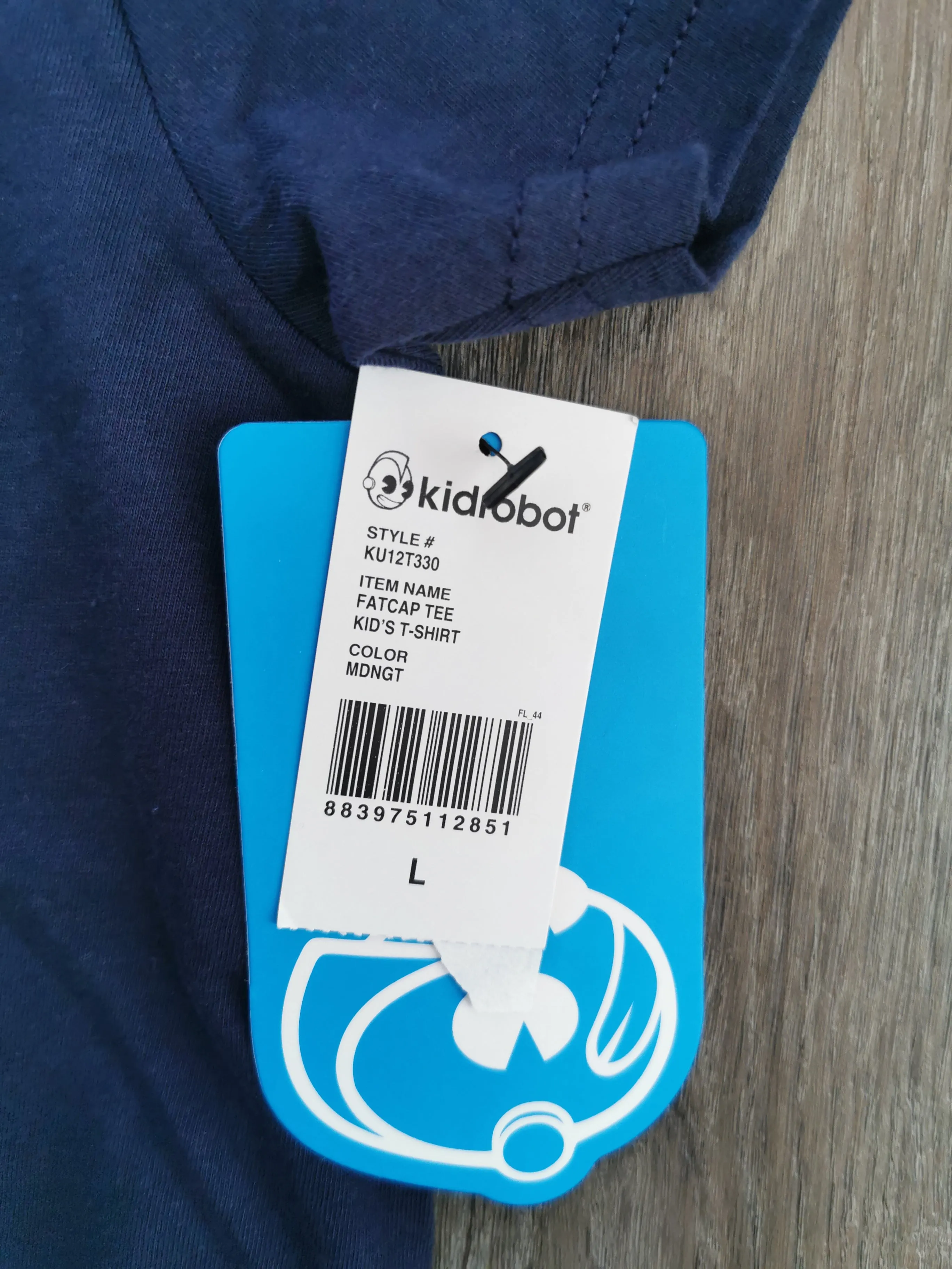 BOY SIZE LARGE (12/14 YEARS) - KIDROBOT Graphic Fat Cap T-shirt NWT B49