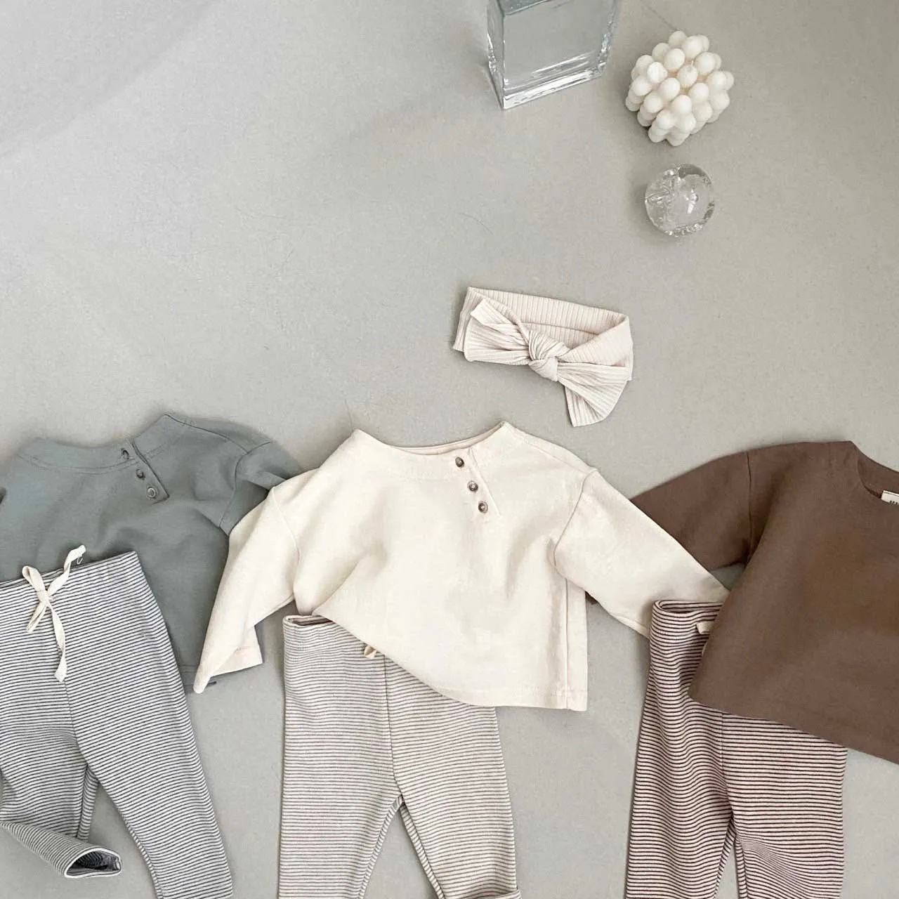 Charlie Baby Button Tee | Mocha