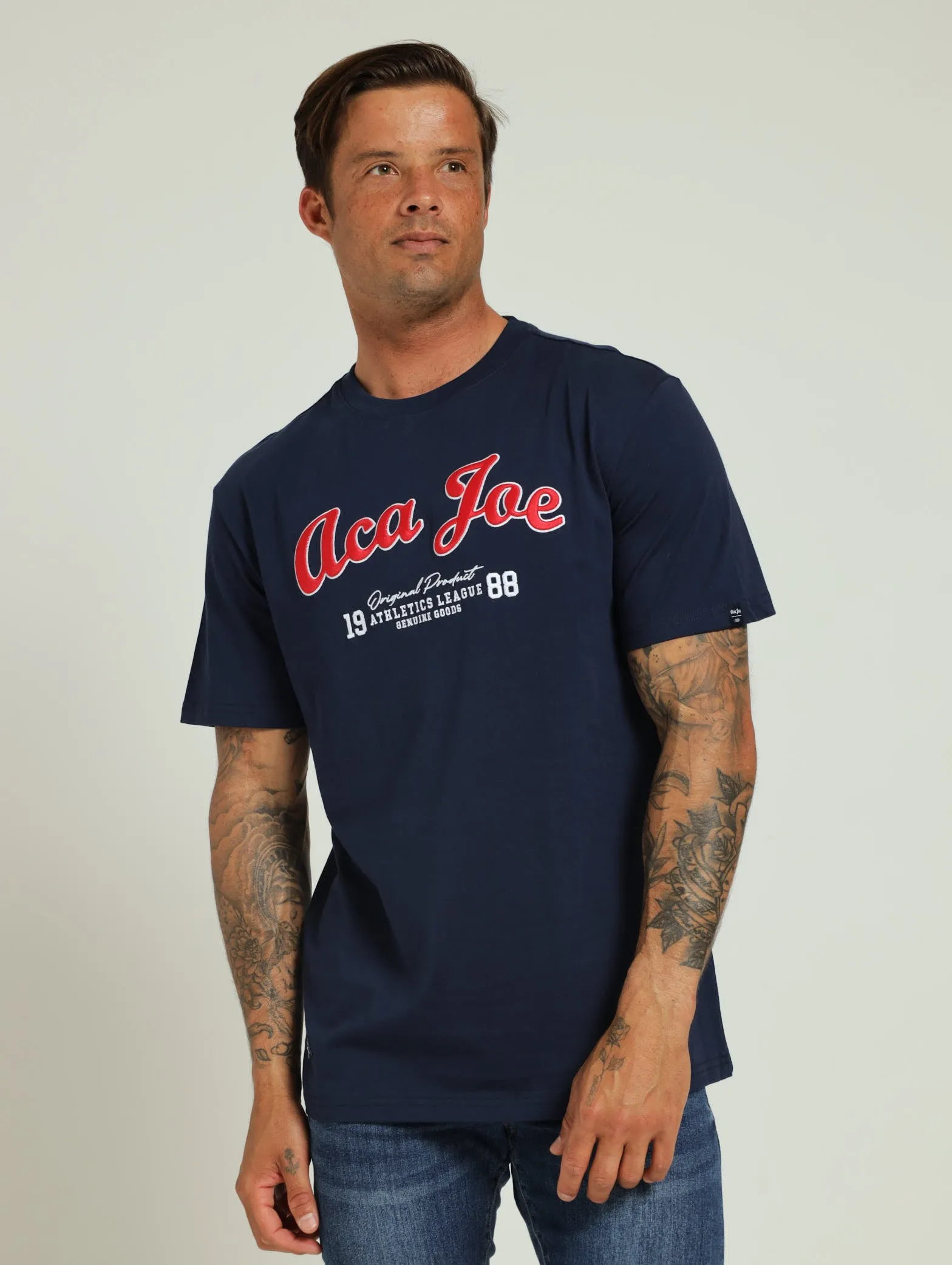 Chest Logo Embroidered Tee - Navy