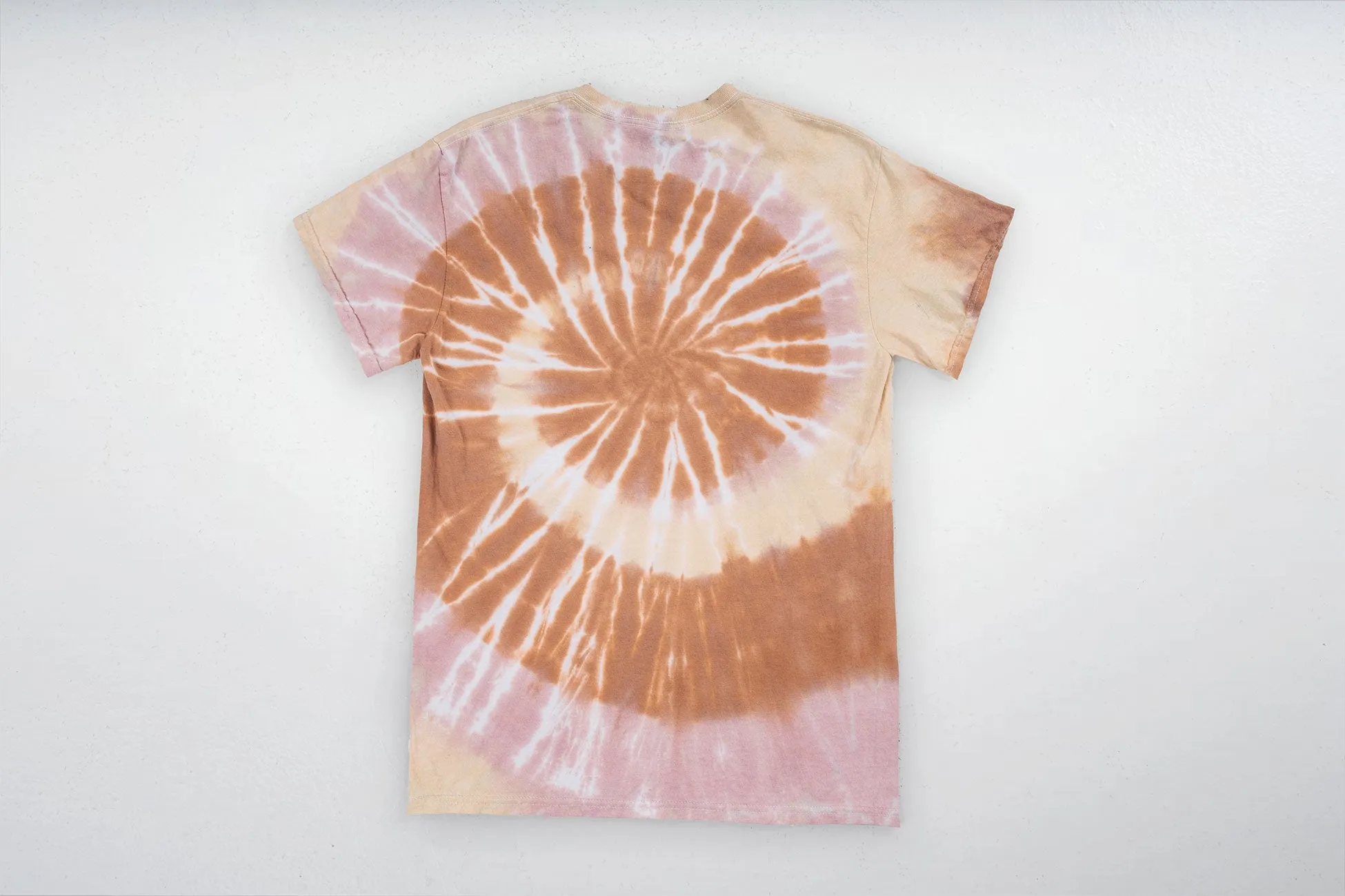 Del Records Lotus Tee
