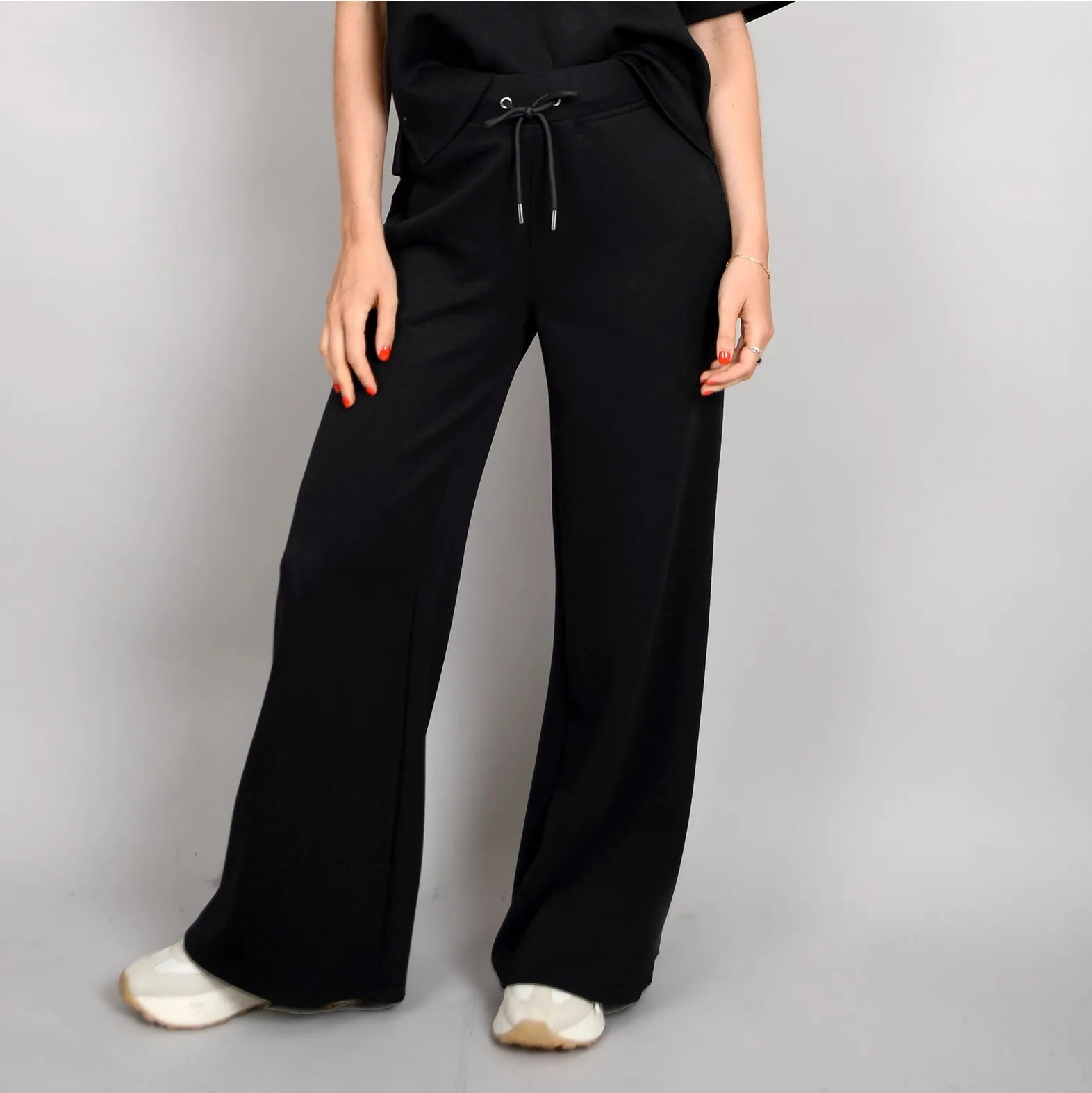 ERIKA SCUBA JOGGER - black, olive or oxblood