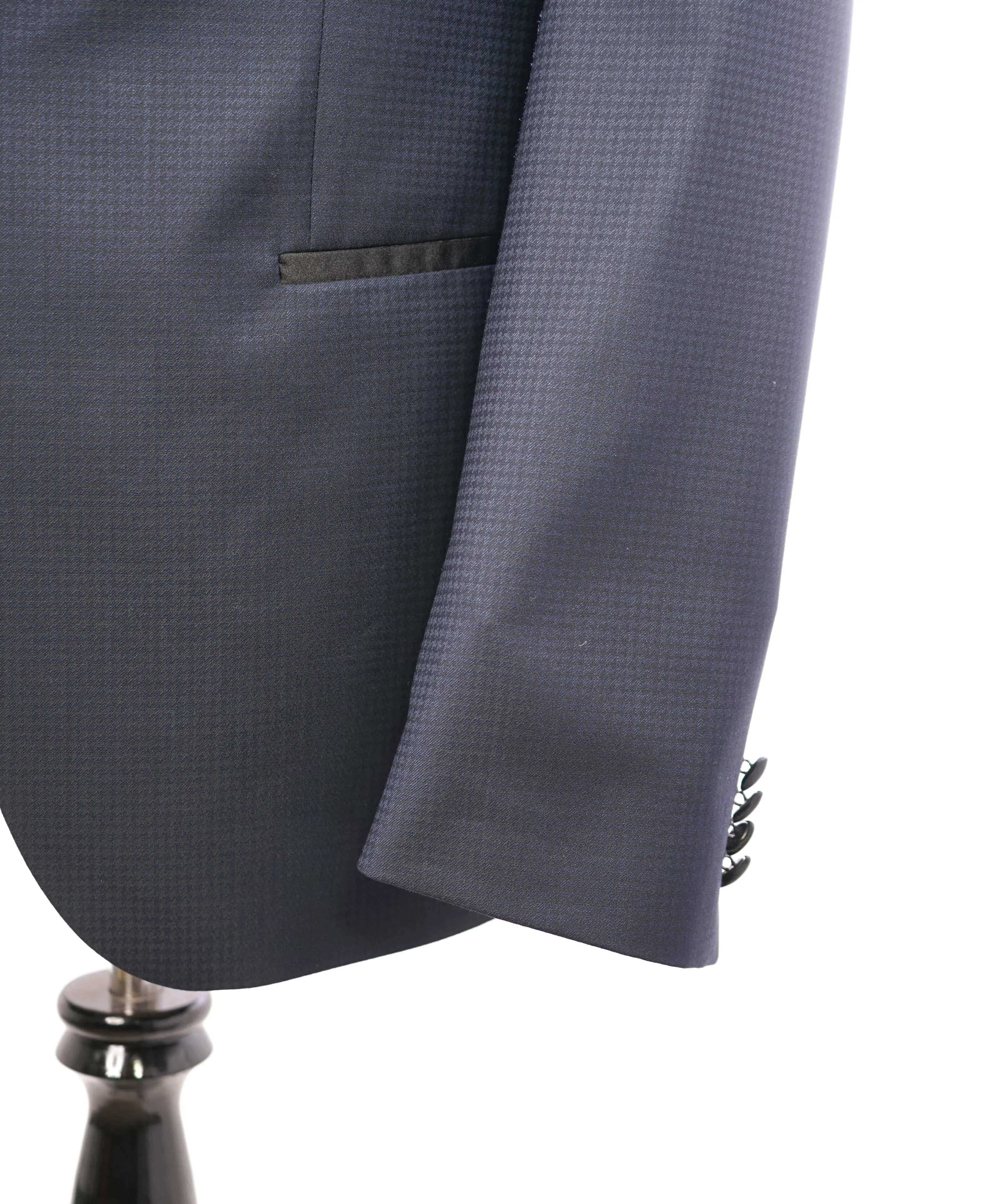 HUGO BOSS - Shawl Collar HOUNDSTOOTH Navy Blue 1-Button Tuxedo Suit - 44R
