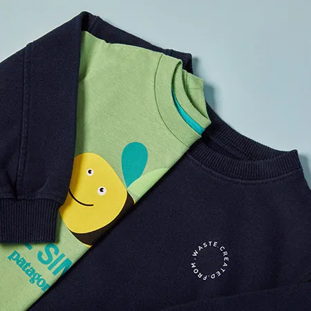 Live Simply Bee Cool T-shirt