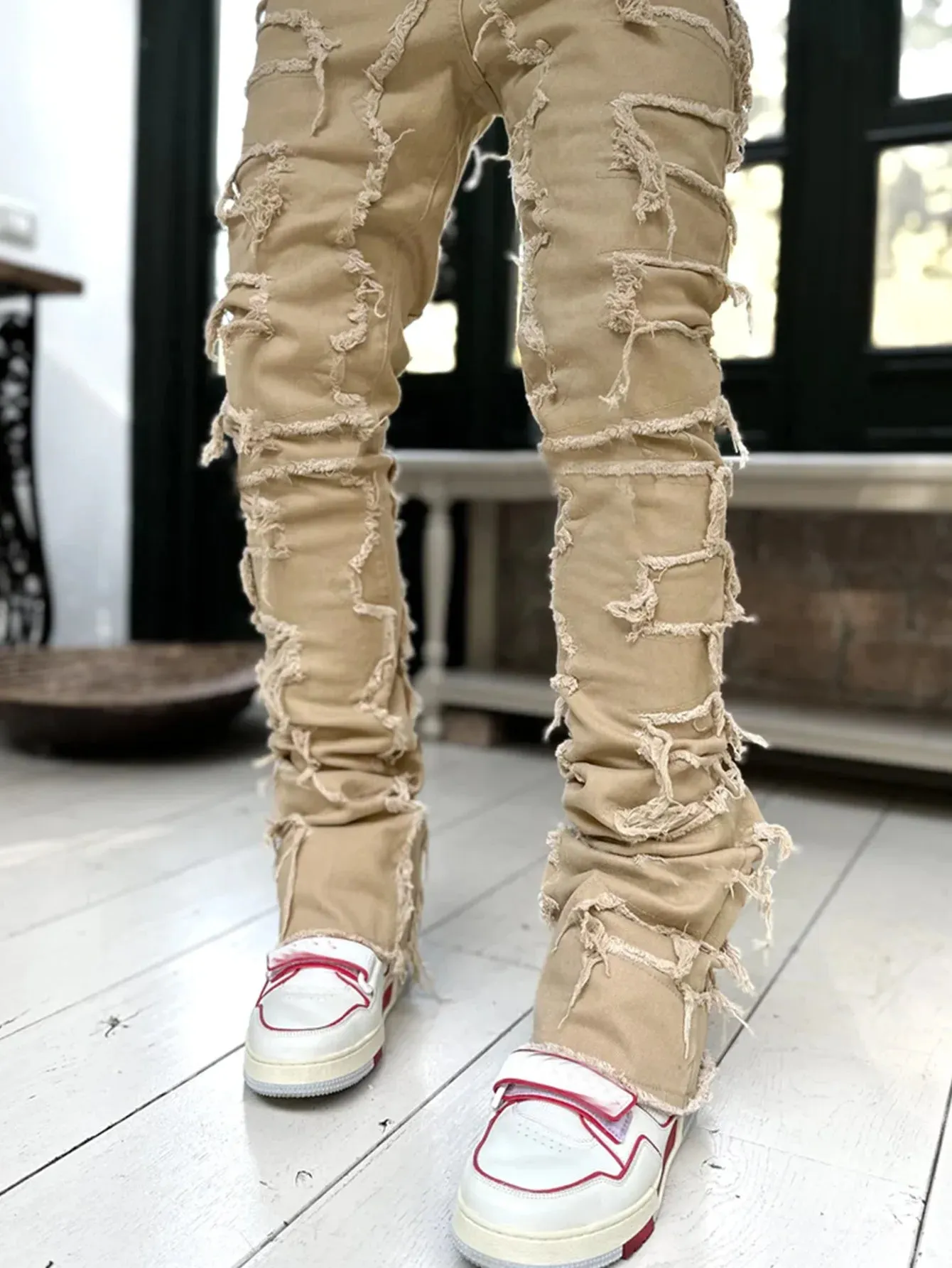 Men’s Streetwear Distressed Jeans – Classic Ripped Denim for Urban Fashion