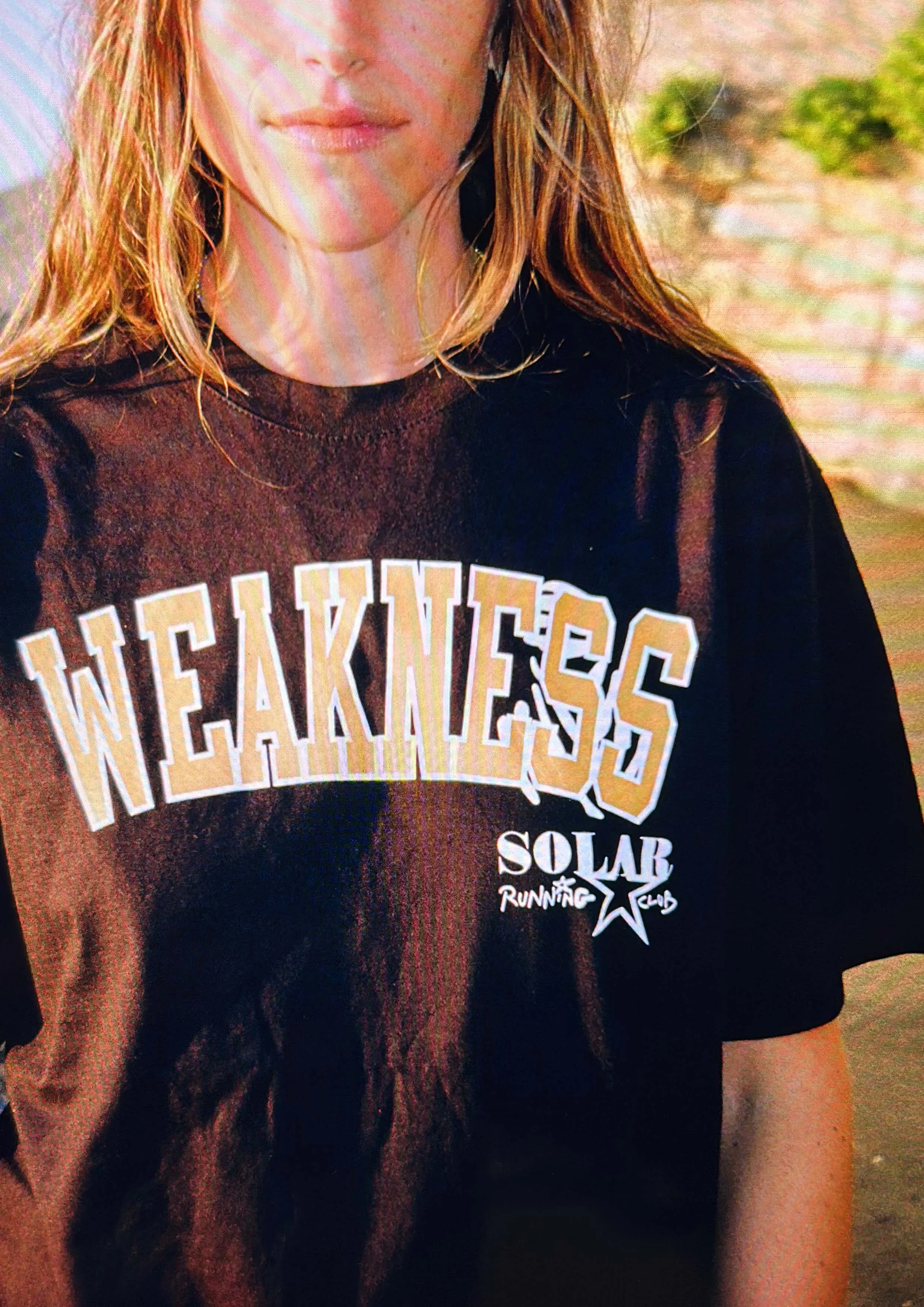 SOLAR COURT - WEAKNESS SRC TEE BLACK