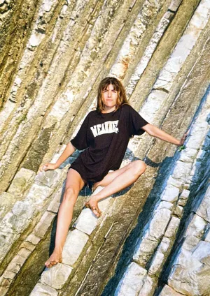 SOLAR COURT - WEAKNESS SRC TEE BLACK