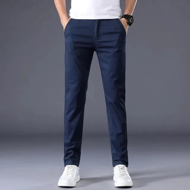 Sommerliche Farbvielfalt: Entdecke unsere Classic Solid Color Sommerhosen für Herren!