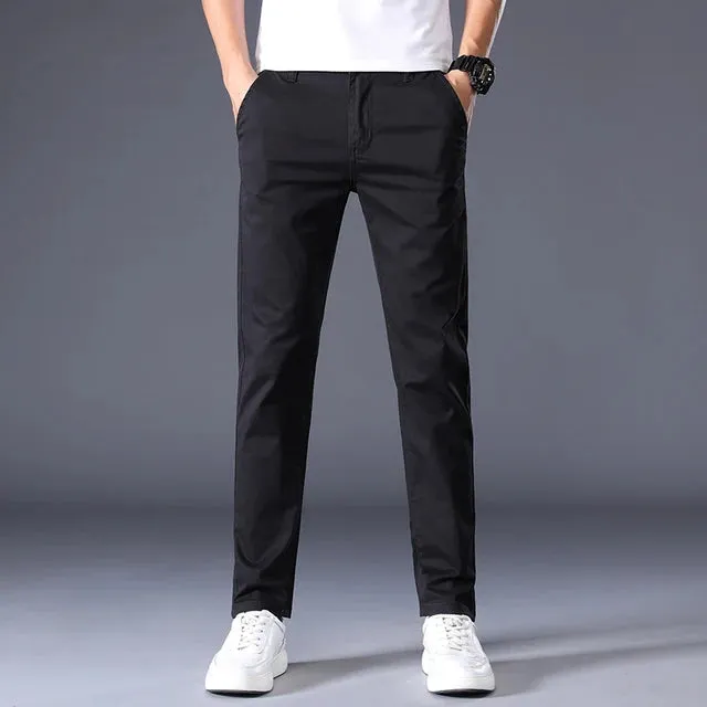Sommerliche Farbvielfalt: Entdecke unsere Classic Solid Color Sommerhosen für Herren!