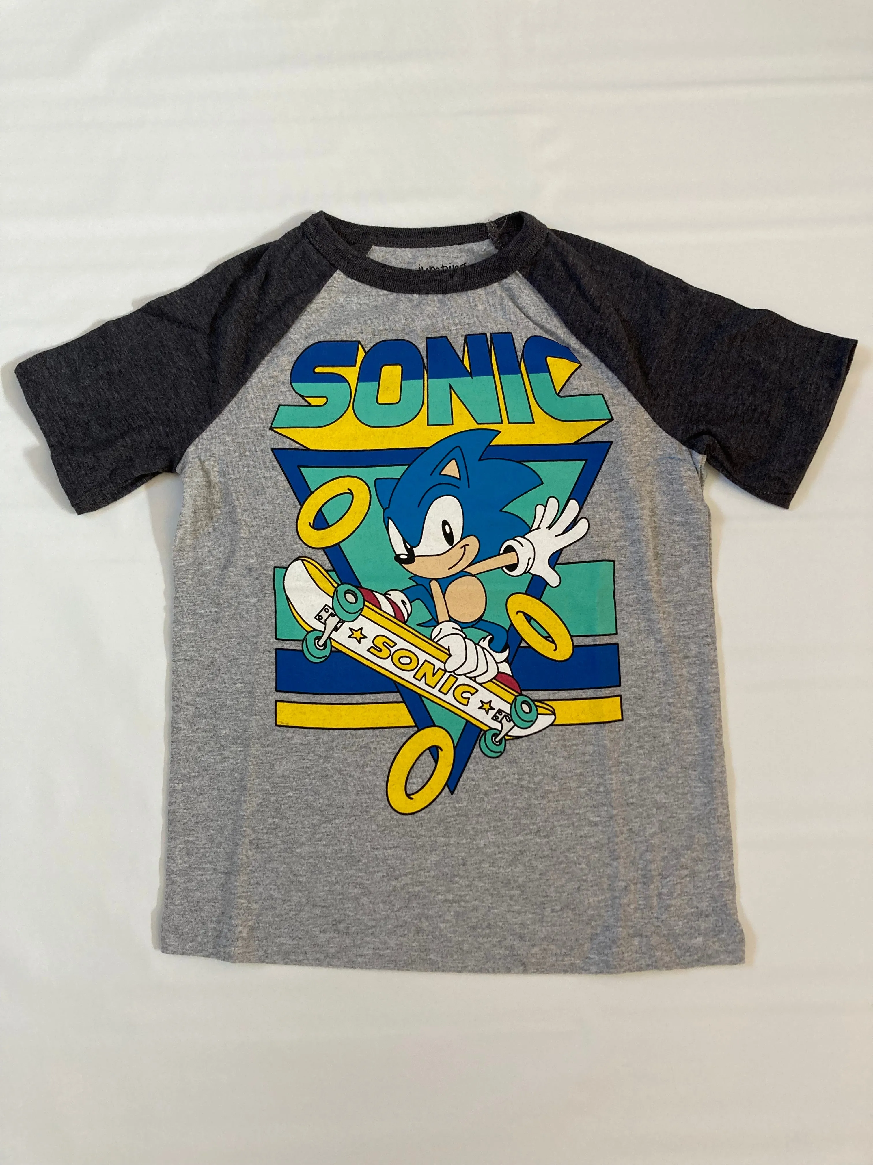 SONIC THE HEDGEHOG TEE