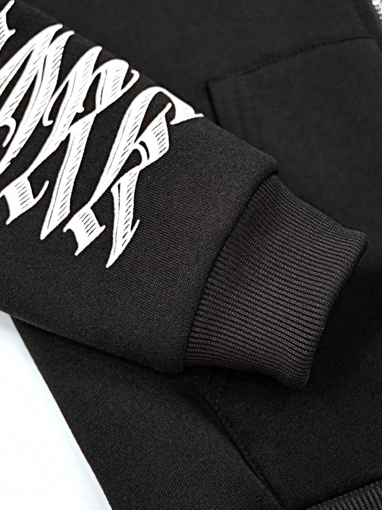 Sudadera con cremallera frontal BamGleam en Cherry Vibes
