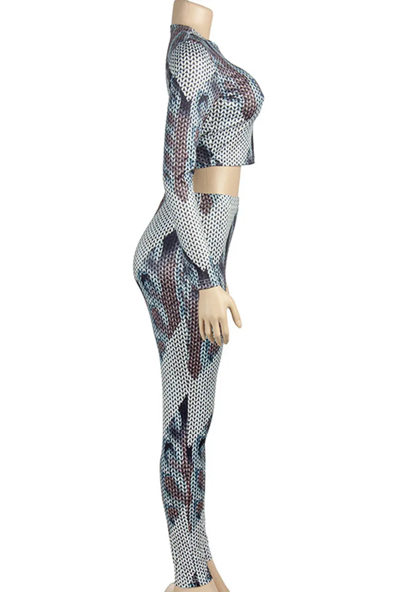 UL691 Graphic Round Neck Long Sleeve Slim Fit Top and Pants Set