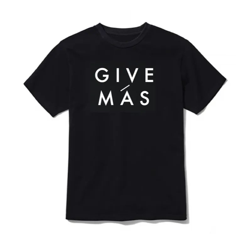 UNISEX BLACK  GIVE MÁS TEE
