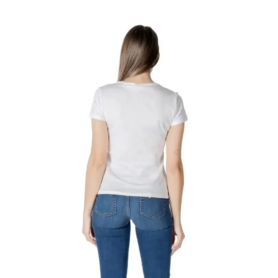 White T Shirt with Tokyo Graphic