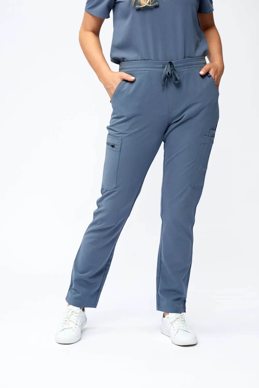 Women's Skinny 11-Pocket Scrub Pants