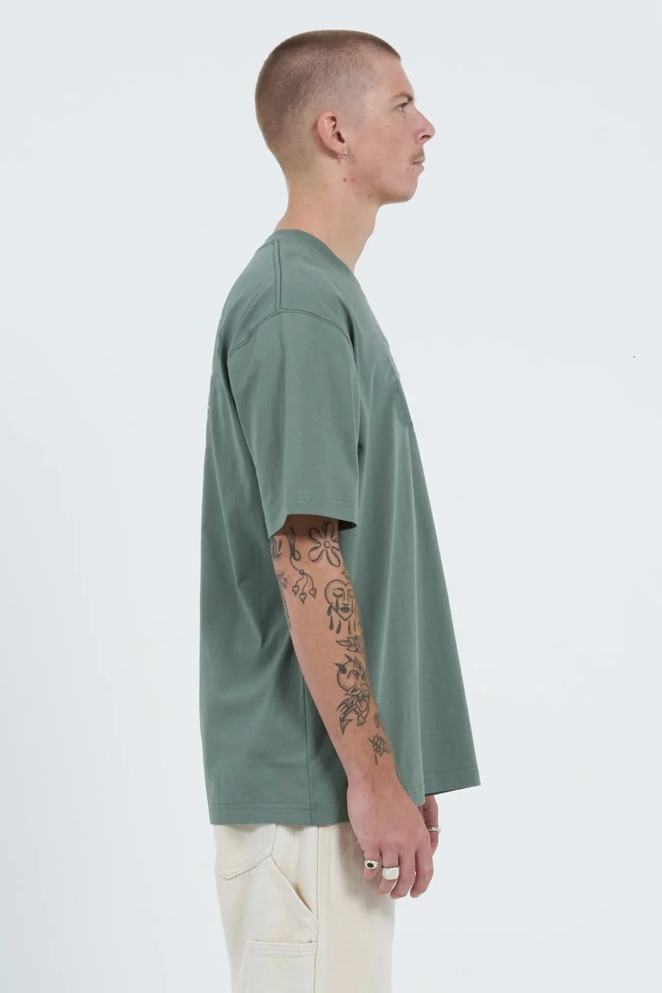 WORSHIP SUPPLIES CORE TEE - SPEARMINT