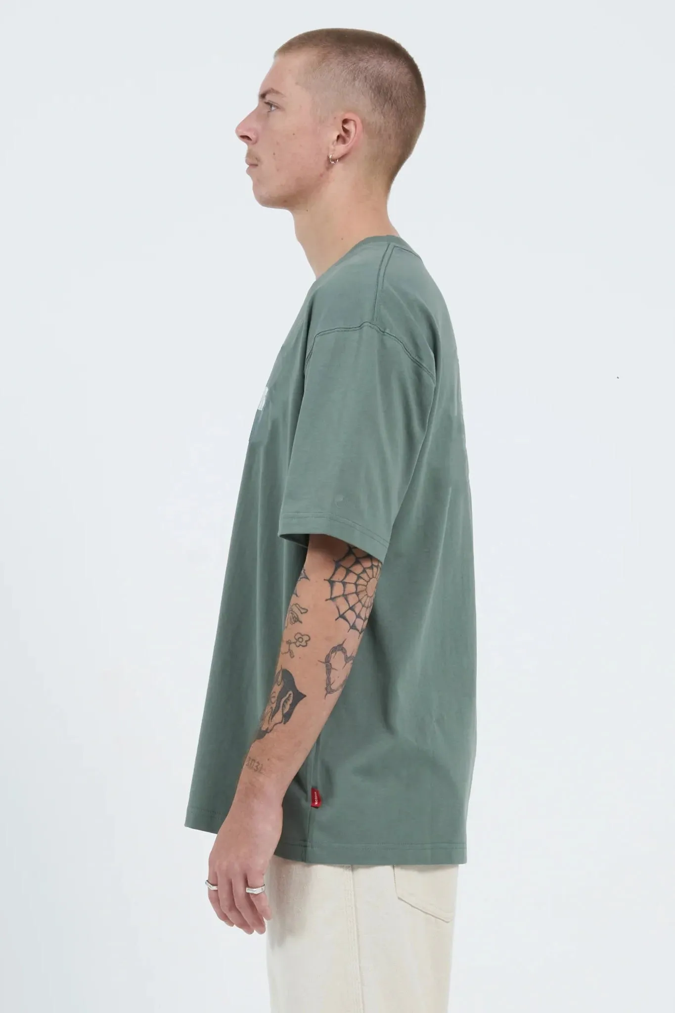 WORSHIP SUPPLIES CORE TEE - SPEARMINT